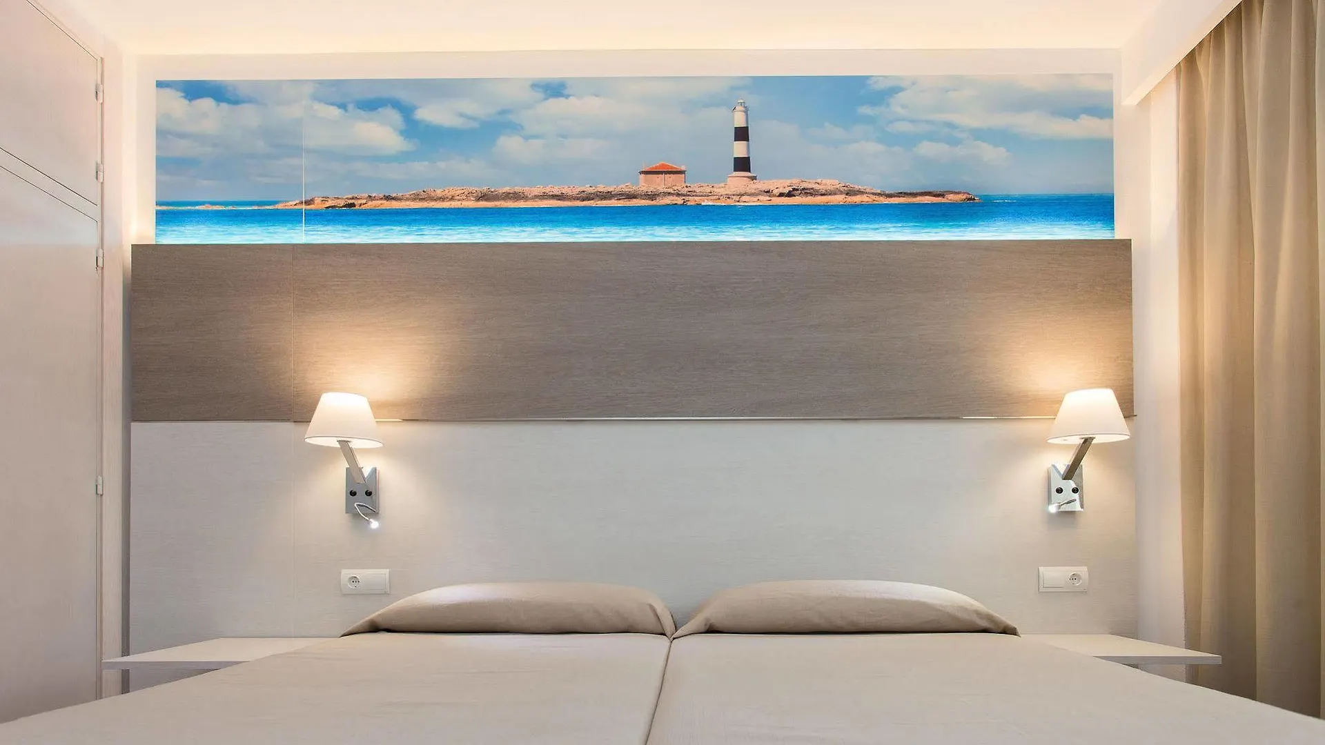Typic Art Apartment Es Canar  Spain